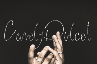 Comely Dulcet: Add a Personal Touch to Designs